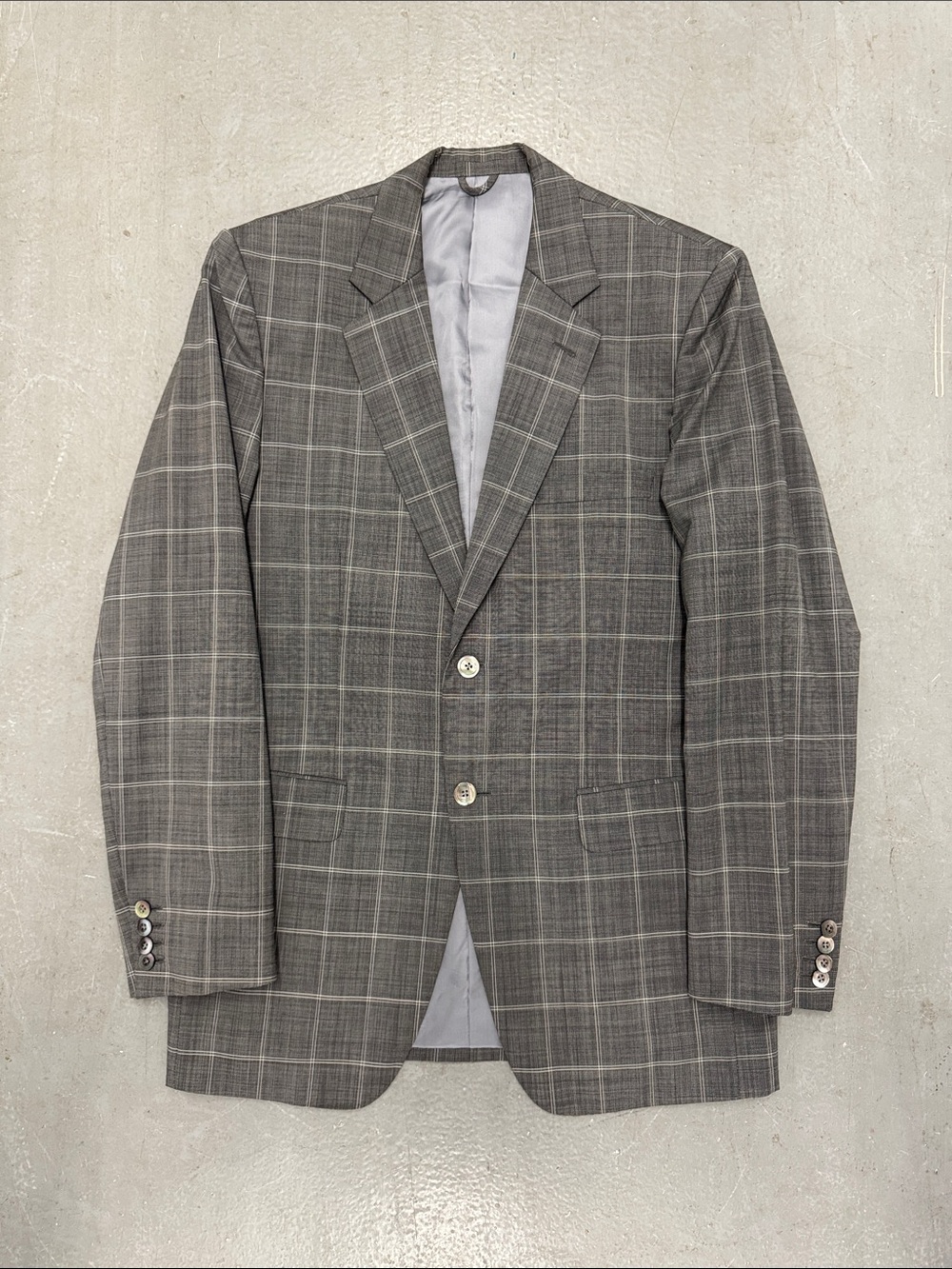 VBC Fabric Men's Gray Plaid Two-Button Blazer with Abalone Shell Buttons - 40R/M